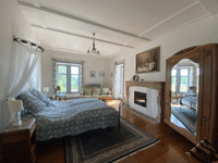 Château de Bussolles (Château tot 15 pers. en Gîtes 2 tot 6 pers.)