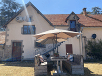 Château de Bussolles (Château tot 15 pers. en Gîtes 2 tot 6 pers.)